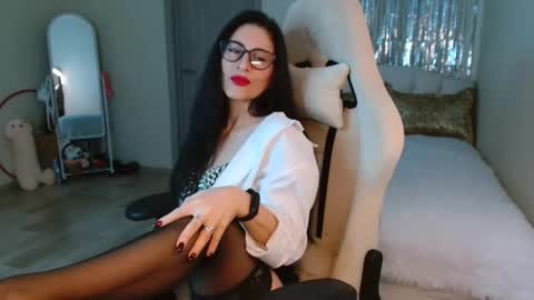 leilamurray online show from 02-20-25, 10:05