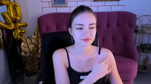 Snapshot of leilarai chatting on 02-28-25, 05:04 Leila Rai online show from 02-28-25, 05:04