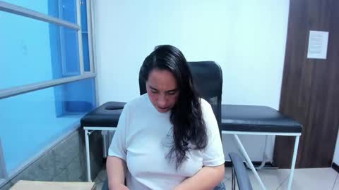 Leila online show from 01-06-26, 12:42