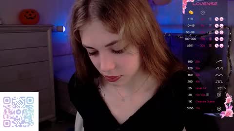 Snapshot of leilavanillla chatting on 11-01-25, 02:24 Leila online show from 11-01-25, 02:24