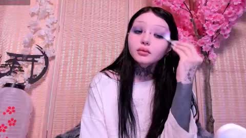 Snapshot of lein_bone chatting on 09-14-25, 01:05 Lein online show from 09-14-25, 01:05