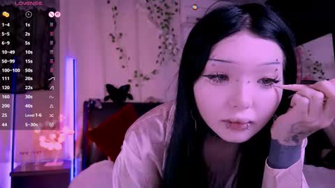 Snapshot of lein_bone chatting on 11-13-25, 12:09 Lein online show from 11-13-25, 12:09