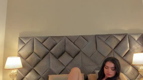 Leizathompson online show from 09-15-25, 08:31