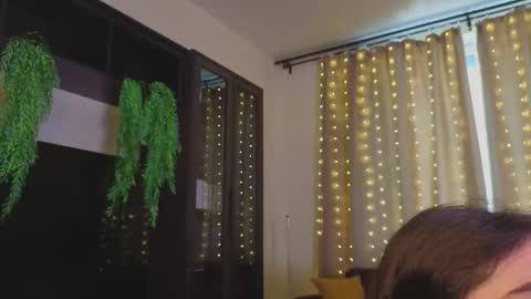 Snapshot of lekishaoderkirk chatting on 09-24-25, 06:17 Luna online show from 09-24-25, 06:17