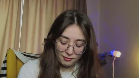 Snapshot of lekishaoderkirk chatting on 09-28-25, 06:19 Luna online show from 09-28-25, 06:19