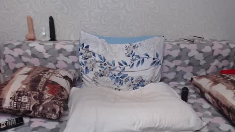 Snapshot of lelapopins chatting on 03-12-25, 12:26 Lana online show from 03-12-25, 12:26