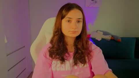 Lelia online show from 09-17-25, 02:52