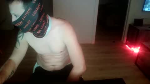 Snapshot of lemaleetsoncock chatting on 10-15-25, 04:56 lemaleetsoncock online show from 10-15-25, 04:56