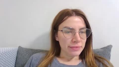 Snapshot of lena6122000 chatting on 10-09-25, 10:13 lena6122000 online show from 10-09-25, 10:13