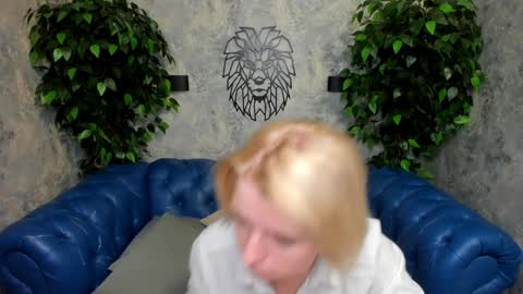 Lena online show from 12-12-24, 11:29