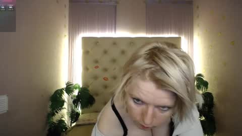 Lena online show from 12-23-24, 10:32