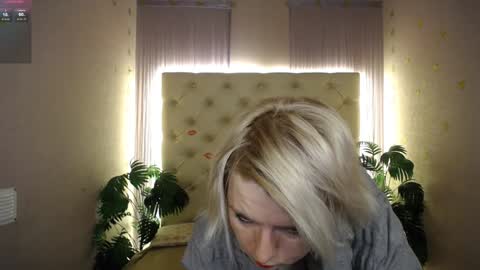Lena online show from 12-23-24, 01:35