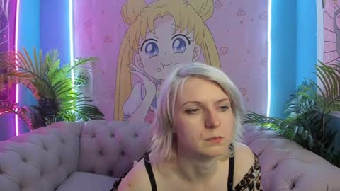 Lena online show from 01-28-25, 02:42