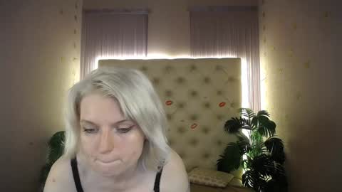 Lena online show from 01-29-25, 11:51