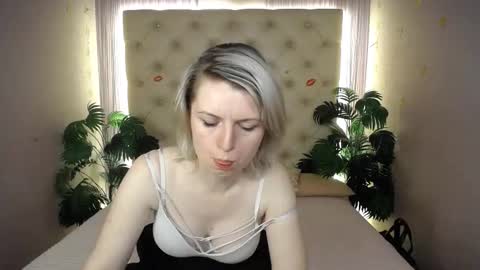Lena online show from 03-02-25, 10:14