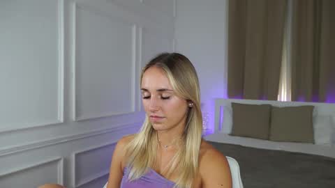 Lena online show from 10-08-25, 02:36