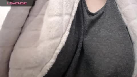 Snapshot of lenagolden chatting on 12-07-24, 03:30 lenagolden online show from 12-07-24, 03:30