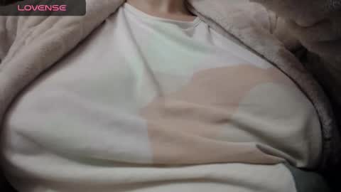 Snapshot of lenagolden chatting on 01-29-25, 06:22 lenagolden online show from 01-29-25, 06:22