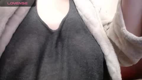 Snapshot of lenagolden chatting on 01-30-25, 01:42 lenagolden online show from 01-30-25, 01:42