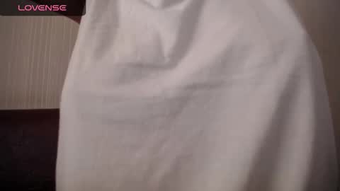 Snapshot of lenagolden chatting on 10-07-25, 09:50 lenagolden online show from 10-07-25, 09:50