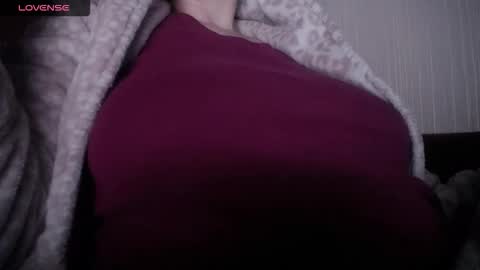 lenagolden online show from 04-11-26, 10:47