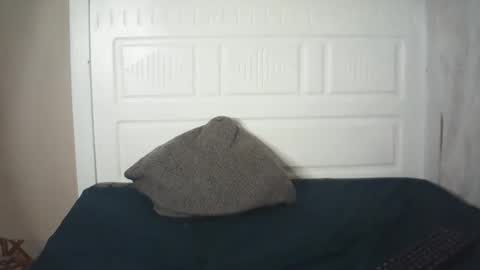 lenah6 online show from 01-15-26, 05:49