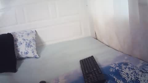 lenah6 online show from 02-15-26, 07:51