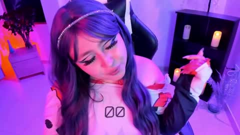 Snapshot of lenasweetx chatting on 12-19-24, 03:51 Lenna Kang online show from 12-19-24, 03:51