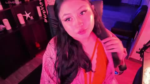 Snapshot of lenasweetx chatting on 02-11-25, 01:10 Lenna Kang online show from 02-11-25, 01:10