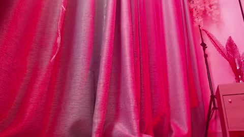 Snapshot of lenasweetx chatting on 02-22-25, 05:35 Lenna Kang online show from 02-22-25, 05:35