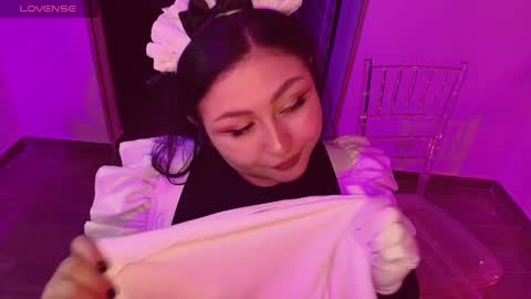 Snapshot of lenasweetx chatting on 10-25-25, 11:21 Lenna Kang online show from 10-25-25, 11:21