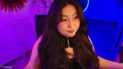 Snapshot of lenasweetx chatting on 10-28-25, 10:56 Lenna Kang online show from 10-28-25, 10:56