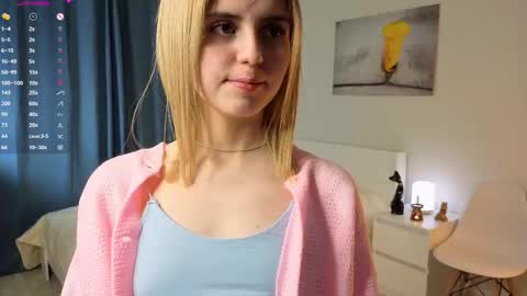 Earlene online show from 10-15-25, 06:52