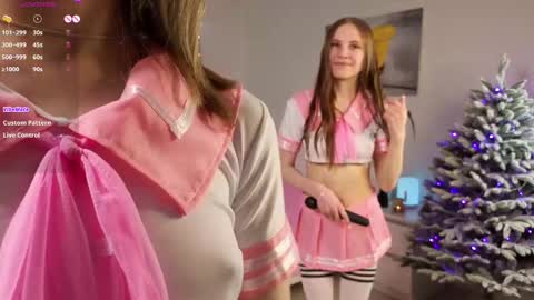 Earlene online show from 12-21-25, 06:59