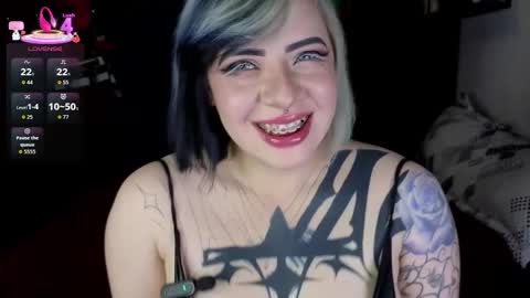 Lenna online show from 10-24-25, 04:36