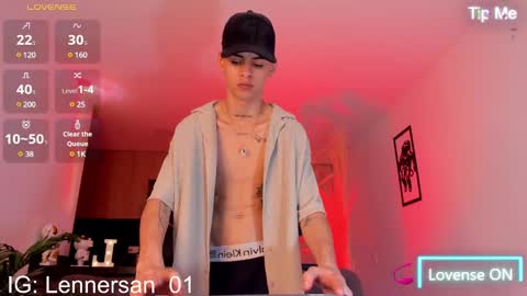 Snapshot of lennercollins_ chatting on 02-22-25, 05:02 Lenner INDEPENDENT MODEL online show from 02-22-25, 05:02