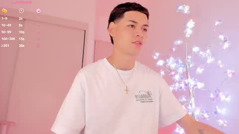 Snapshot of lennercollins_ chatting on 01-07-26, 08:28 Lenner INDEPENDENT MODEL online show from 01-07-26, 08:28