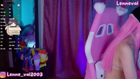 Snapshot of lenneval chatting on 11-18-25, 03:12 Val online show from 11-18-25, 03:12