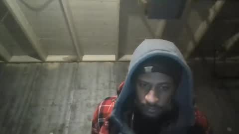 Snapshot of leo199984 chatting on 01-06-25, 02:26 leo199984 online show from 01-06-25, 02:26