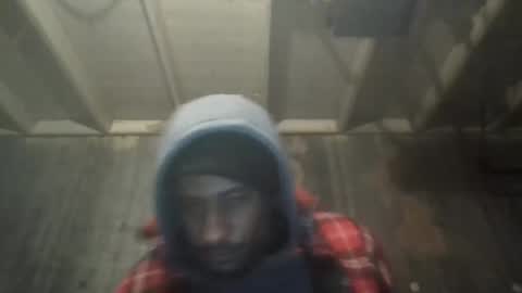 Snapshot of leo199984 chatting on 02-20-25, 04:18 leo199984 online show from 02-20-25, 04:18