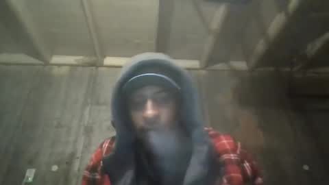 Snapshot of leo199984 chatting on 02-23-25, 04:50 leo199984 online show from 02-23-25, 04:50