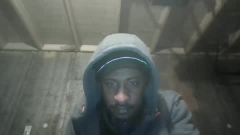 Snapshot of leo199984 chatting on 02-24-25, 02:40 leo199984 online show from 02-24-25, 02:40