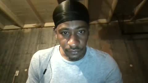 Snapshot of leo199984 chatting on 09-11-25, 02:33 leo199984 online show from 09-11-25, 02:33