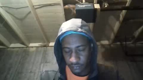 Snapshot of leo199984 chatting on 10-21-25, 02:23 leo199984 online show from 10-21-25, 02:23