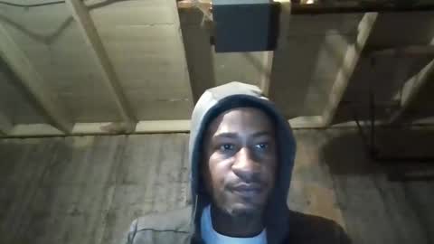 Snapshot of leo199984 chatting on 11-11-25, 04:01 leo199984 online show from 11-11-25, 04:01