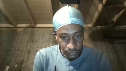 Snapshot of leo199984 chatting on 11-19-25, 03:50 leo199984 online show from 11-19-25, 03:50