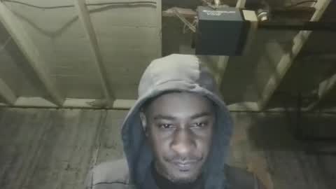 Snapshot of leo199984 chatting on 12-14-25, 04:51 leo199984 online show from 12-14-25, 04:51