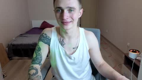 Snapshot of leo__miller chatting on 04-13-26, 09:31 LEO online show from 04-13-26, 09:31