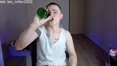 Snapshot of leo__miller chatting on 04-26-26, 03:32 LEO online show from 04-26-26, 03:32