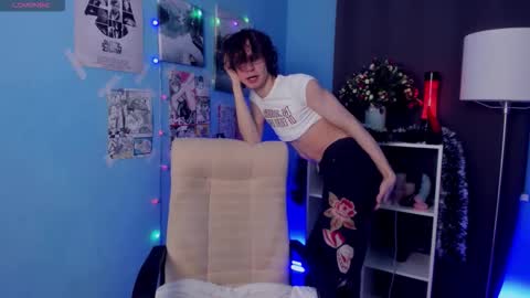 Leo online show from 11-20-25, 04:07